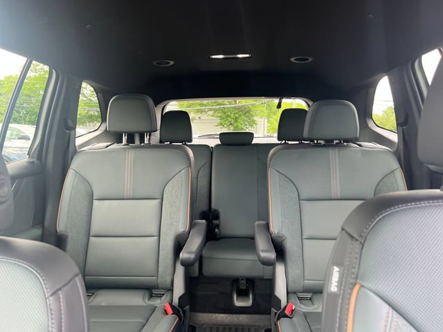 Used 2025 GMC Acadia AT4 AWD/4WD image 21