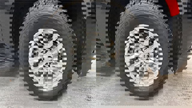 Used 2023 Chevrolet Tahoe LT image 2