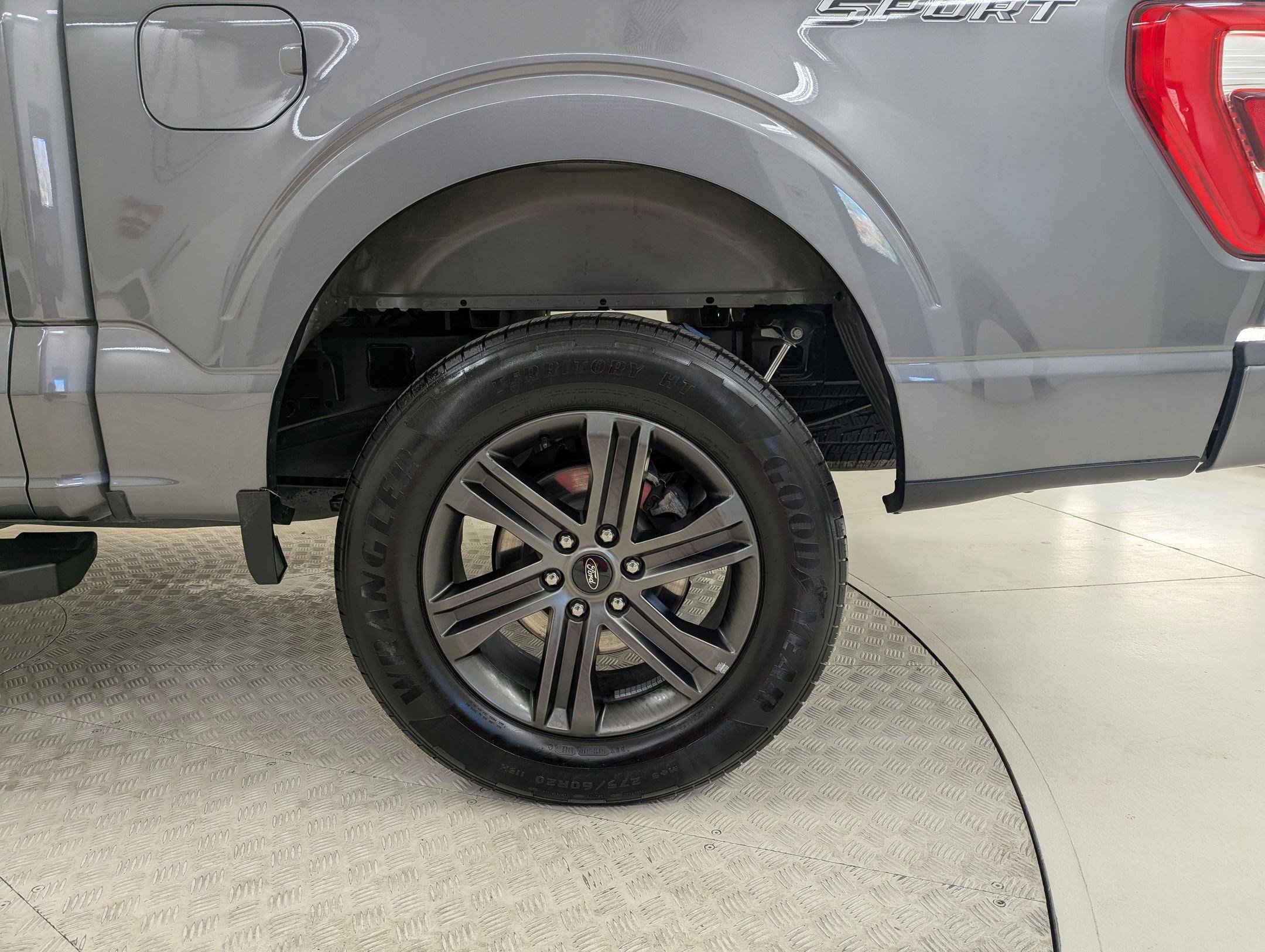 Certified 2022 Ford F150 Lariat image 10