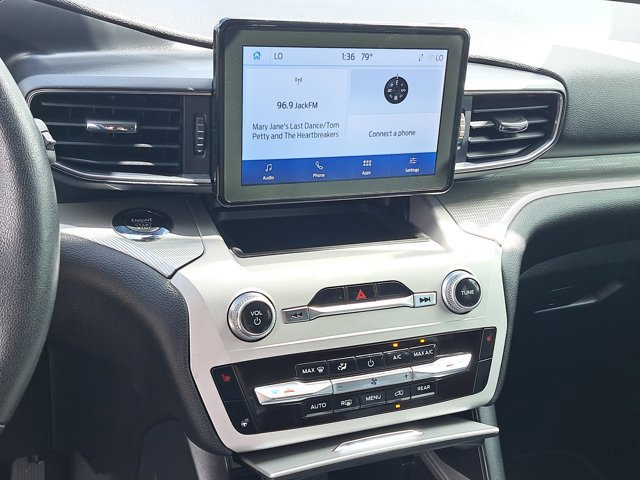 Certified 2023 Ford Explorer XLT w/ Equipment Group 202A image 30