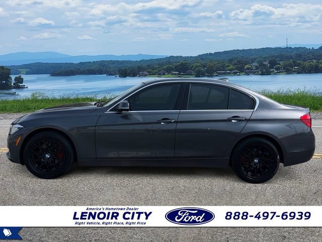 Used 2018 BMW 330i Sedan w/ Convenience Package RWD image 6
