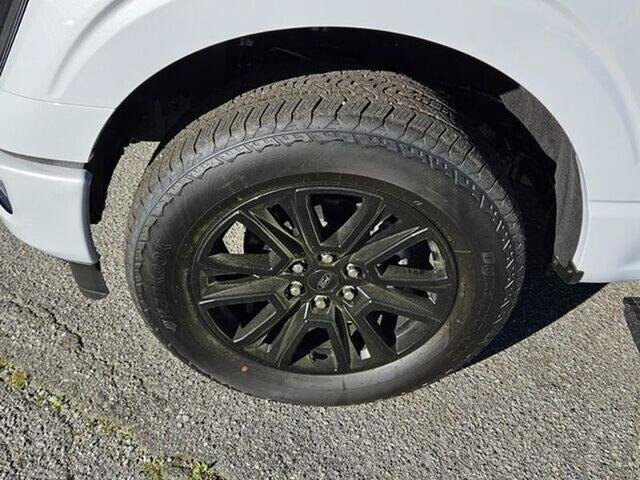 Certified 2025 Ford F150 Platinum w/ Equipment Group 702A High AWD/4WD image 16