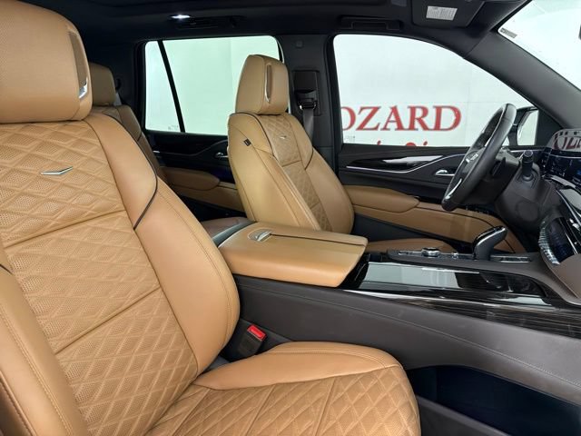 Used 2022 Cadillac Escalade Premium Luxury w/ Performance Package RWD image 16