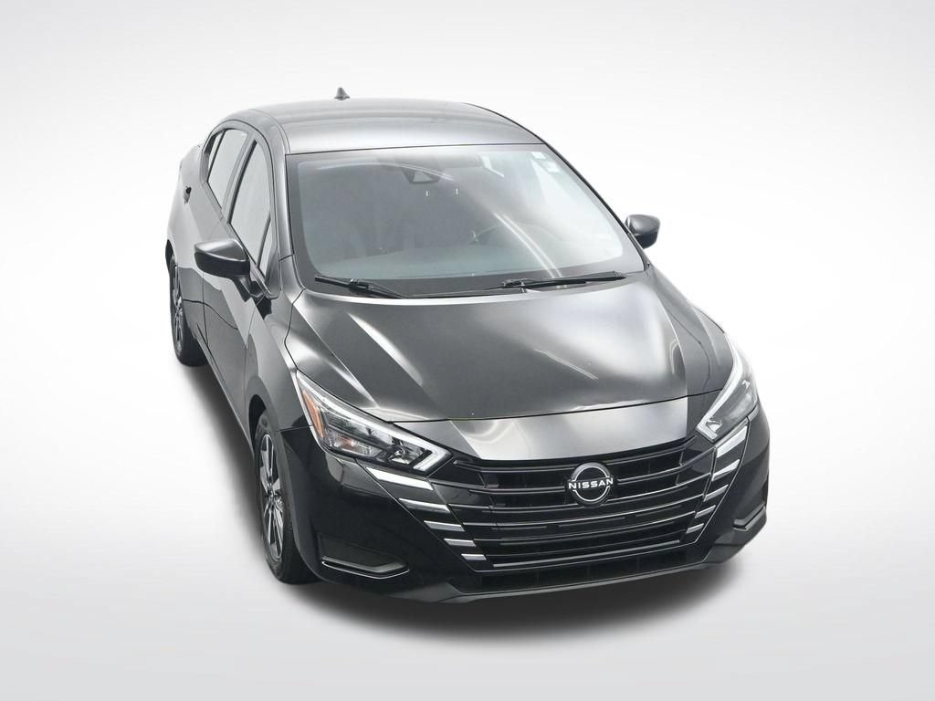 Used 2025 Nissan Versa SV FWD image 30