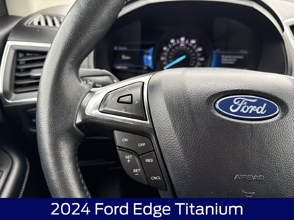 Certified 2024 Ford Edge Titanium AWD/4WD image 20