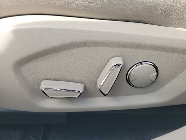 Certified 2018 Ford Fusion SE w/ Fusion SE Technology Package image 15