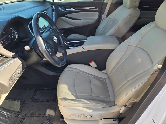 Used 2020 Buick Enclave Essence w/ LPO, Touring Package FWD image 11