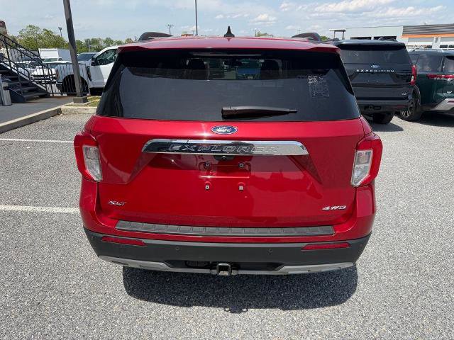 Certified 2022 Ford Explorer XLT w/ Equipment Group 202A AWD/4WD image 7