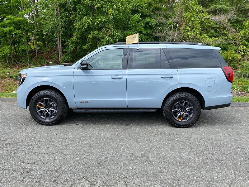 Certified 2025 Ford Expedition Tremor AWD/4WD image 4