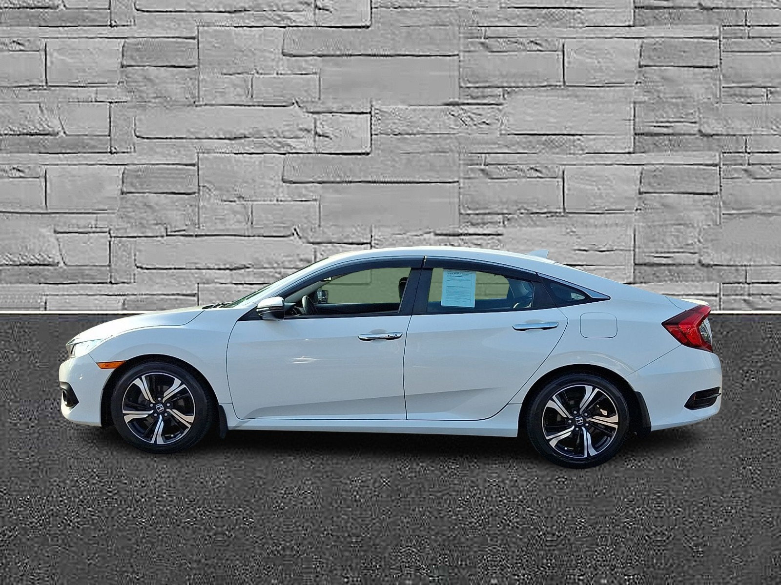 Used 2017 Honda Civic Touring image 6