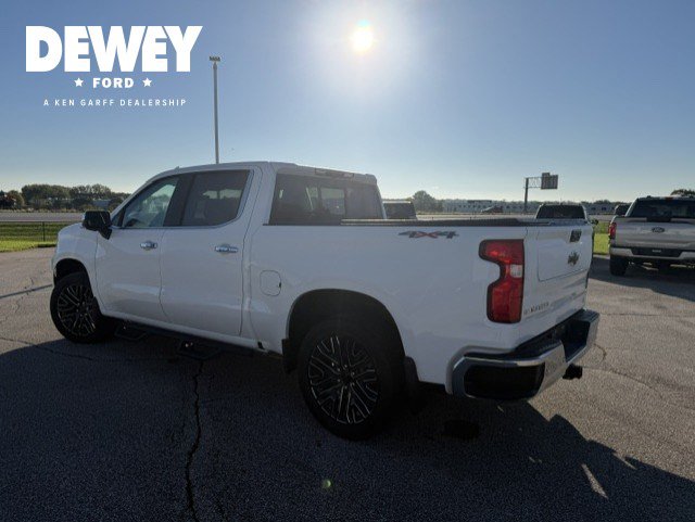 Used 2022 Chevrolet Silverado 1500 LTZ w/ LTZ Premium Package AWD/4WD image 6