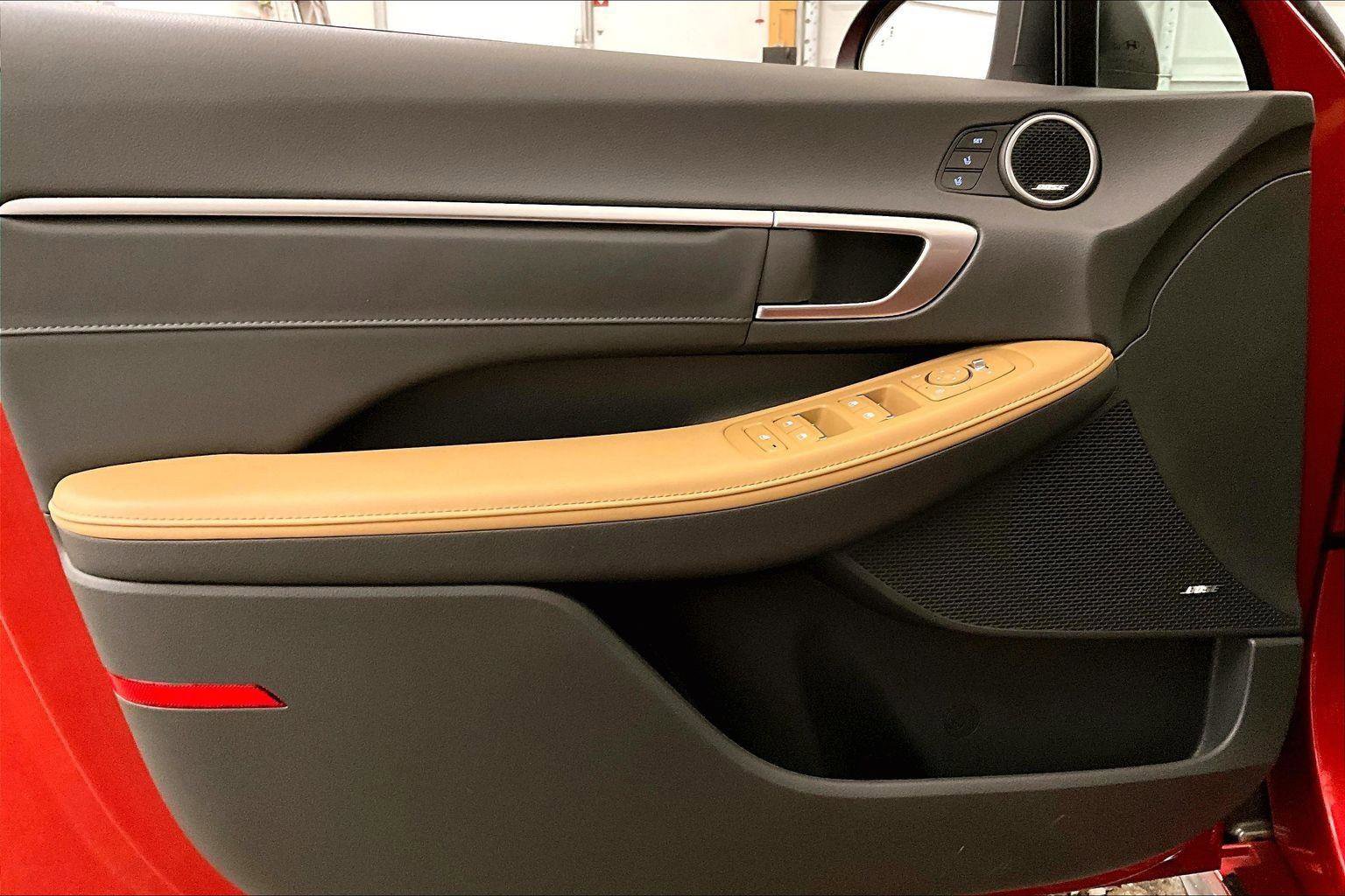 Used 2021 Hyundai Sonata Limited w/ Cargo Package image 22