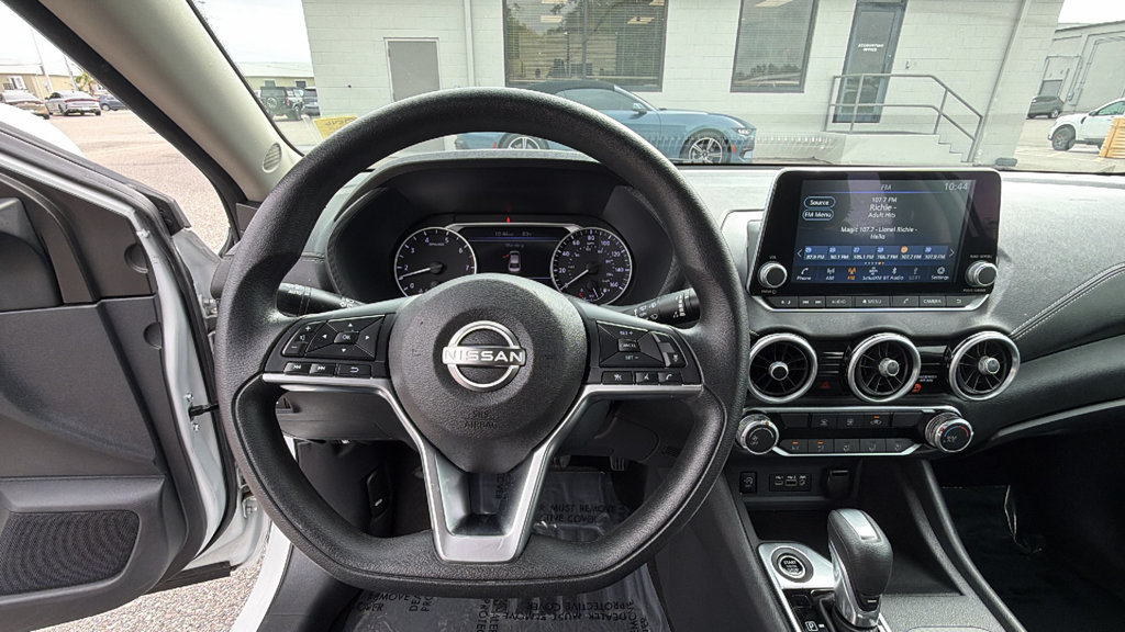 Used 2024 Nissan Sentra SV FWD image 14