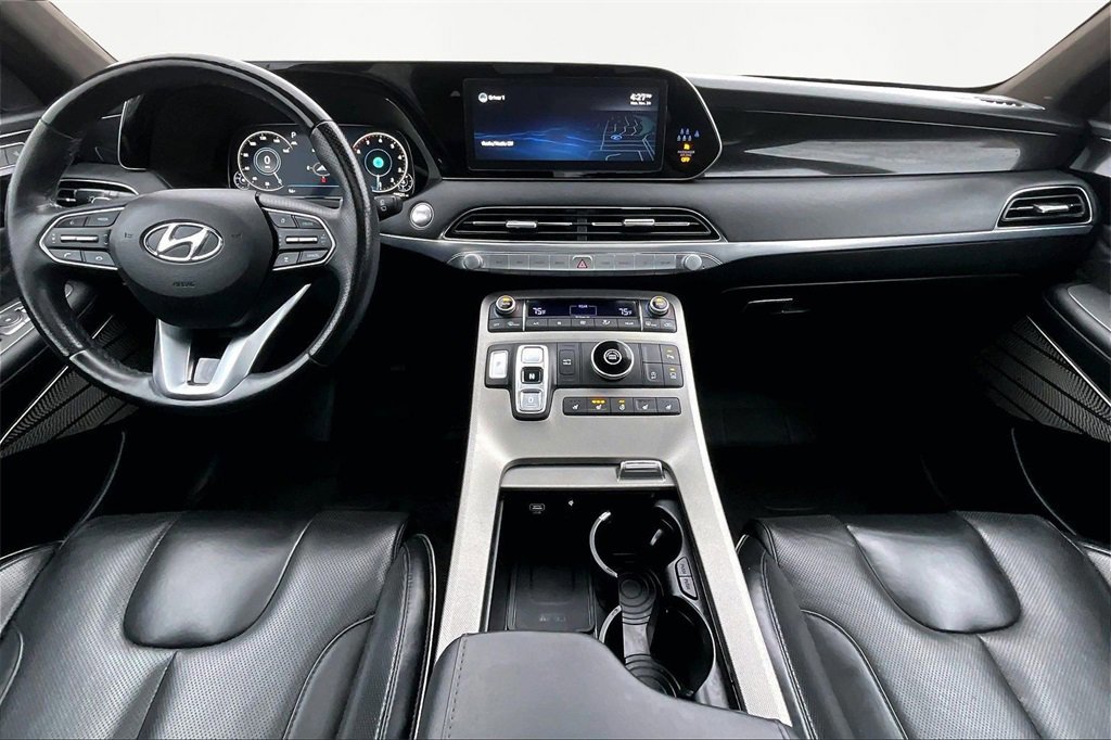 Used 2022 Hyundai Palisade Calligraphy image 16