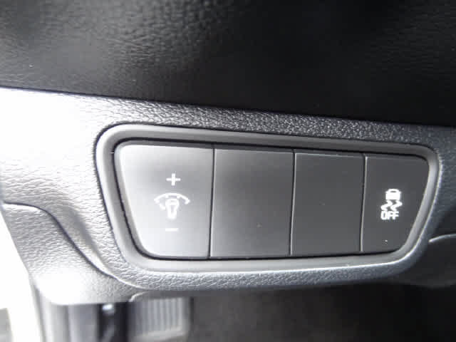 Used 2024 Kia Forte LXS FWD image 15