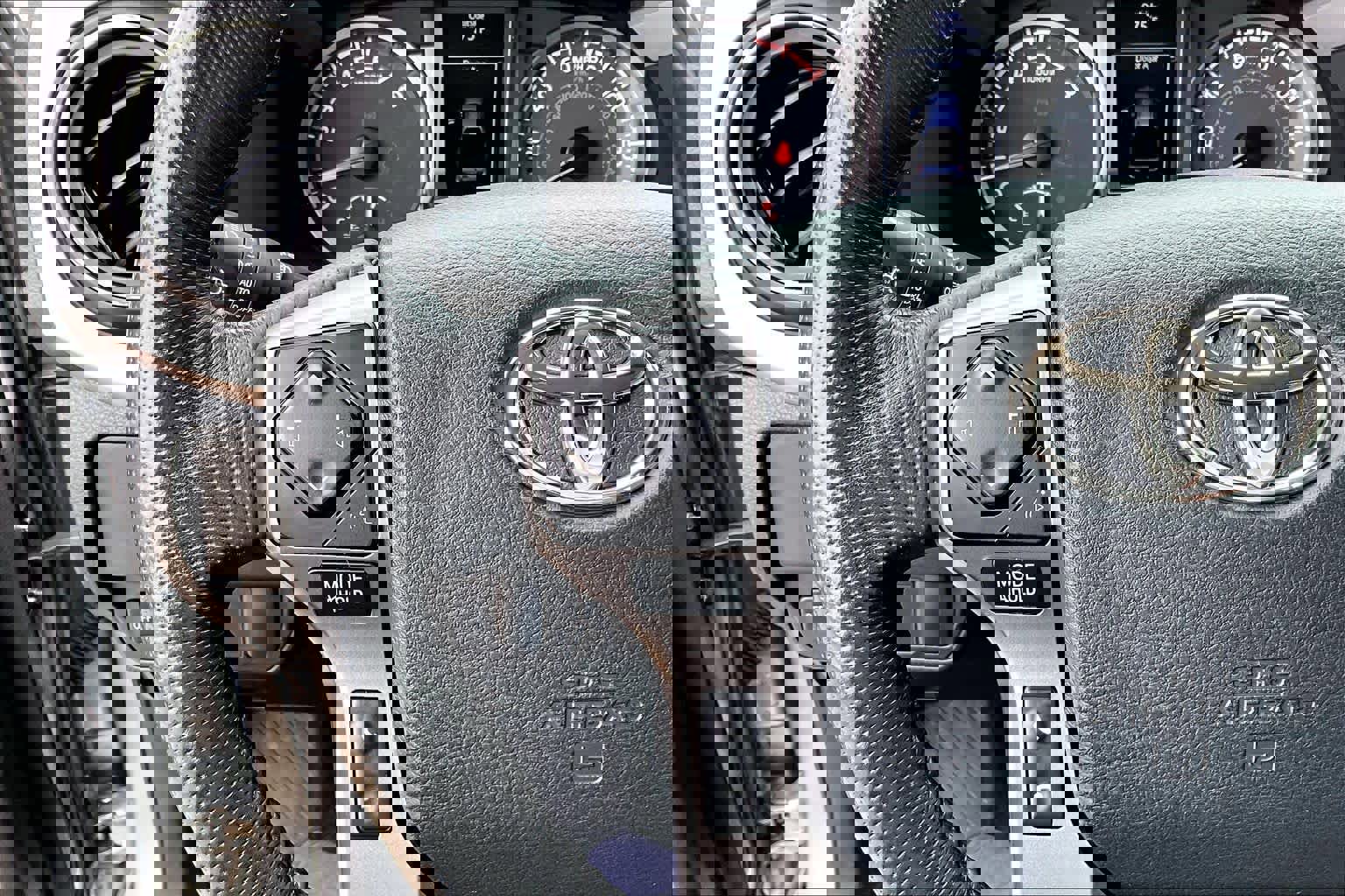 Used 2023 Toyota Tacoma SR5 image 24