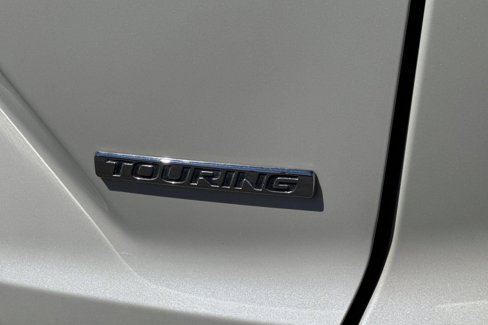Used 2018 Honda CR-V Touring image 38