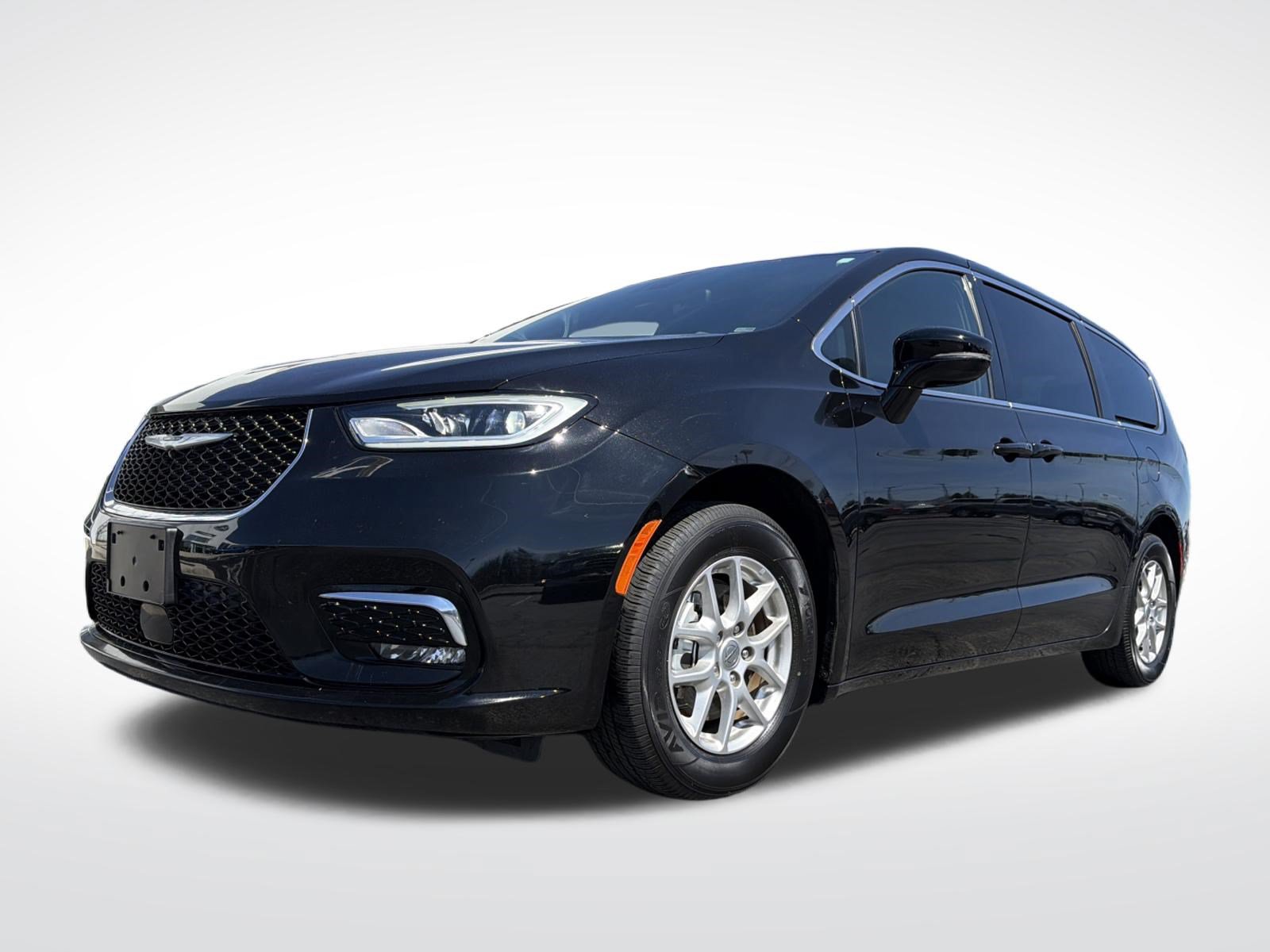 Used 2025 Chrysler Pacifica Select FWD image 2