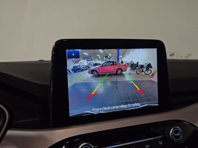 Certified 2022 Ford Escape SE w/ Cold Weather Package image 25