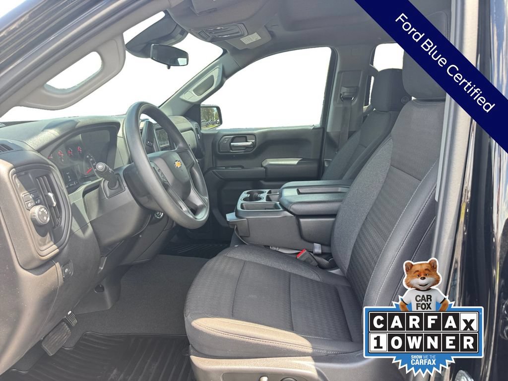 Used 2024 Chevrolet Silverado 1500 Custom w/ Turbomax Blackout Package RWD image 13