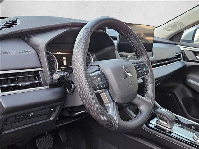 Used 2026 Mitsubishi Outlander SE FWD image 10