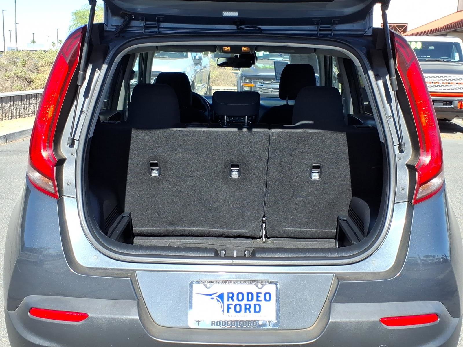 Used 2021 Kia Soul S FWD image 11