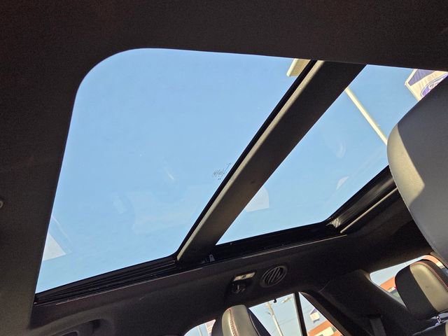 Certified 2025 Ford Explorer ST image 18