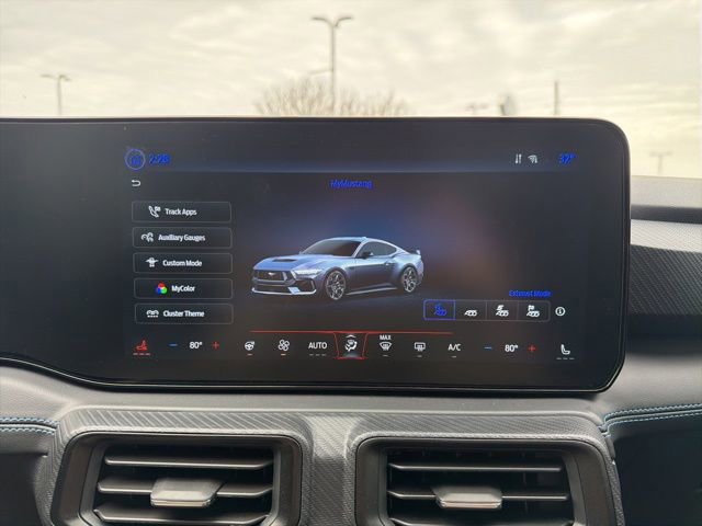 Certified 2024 Ford Mustang Dark Horse image 28