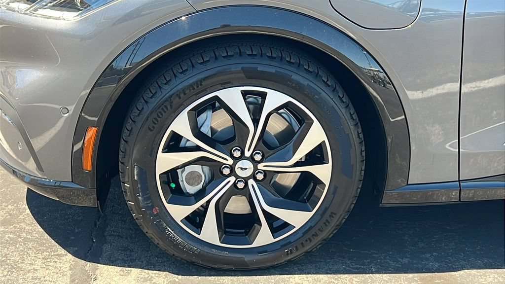 Certified 2023 Ford Mustang Mach-E Premium RWD image 8