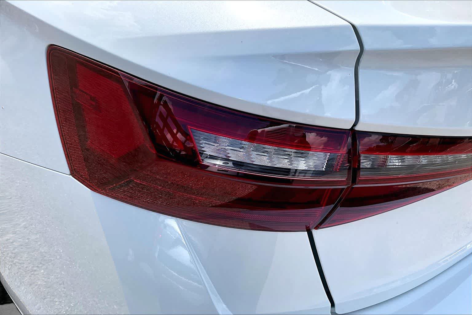 Used 2025 Volkswagen Jetta SEL FWD image 28