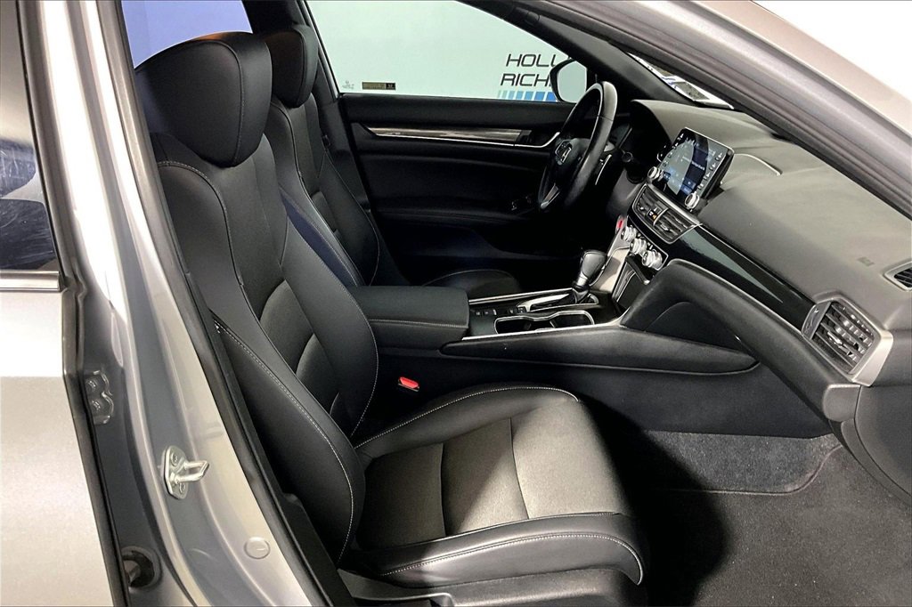 Used 2022 Honda Accord Sport image 6