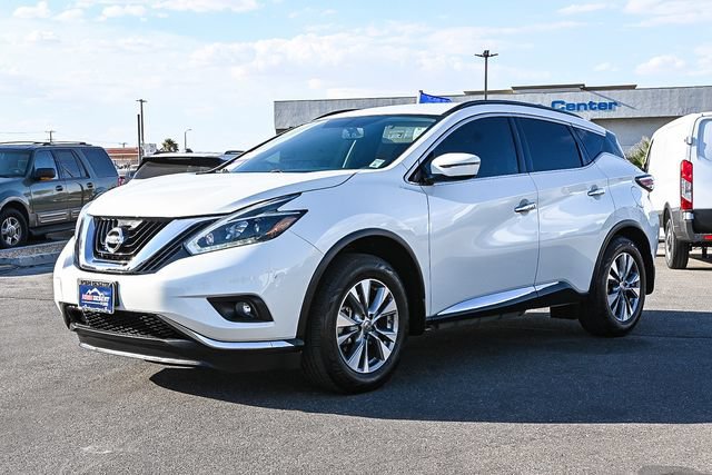 Used 2018 Nissan Murano SV w/ Cargo Package FWD image 3