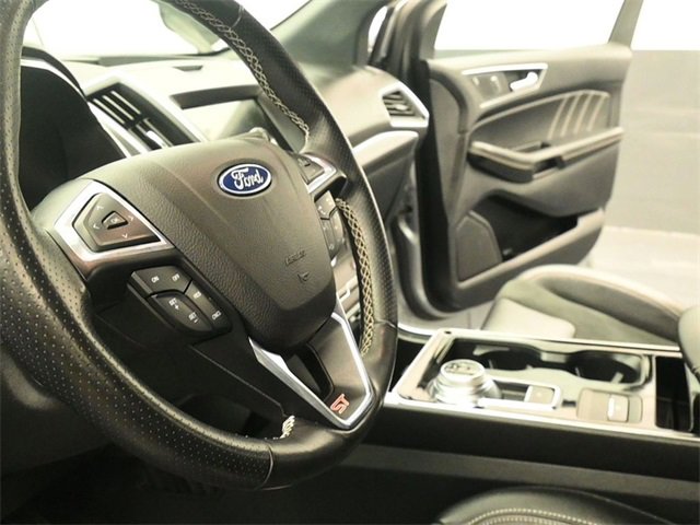 Certified 2020 Ford Edge ST image 21