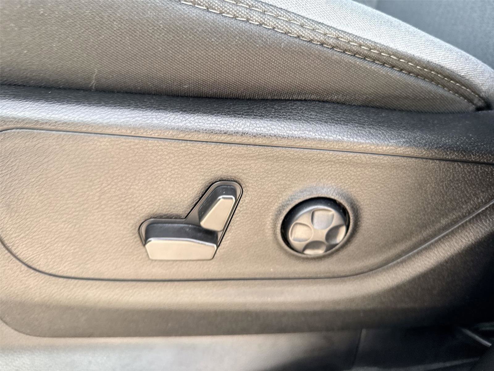 Used 2021 RAM 1500 Big Horn image 15