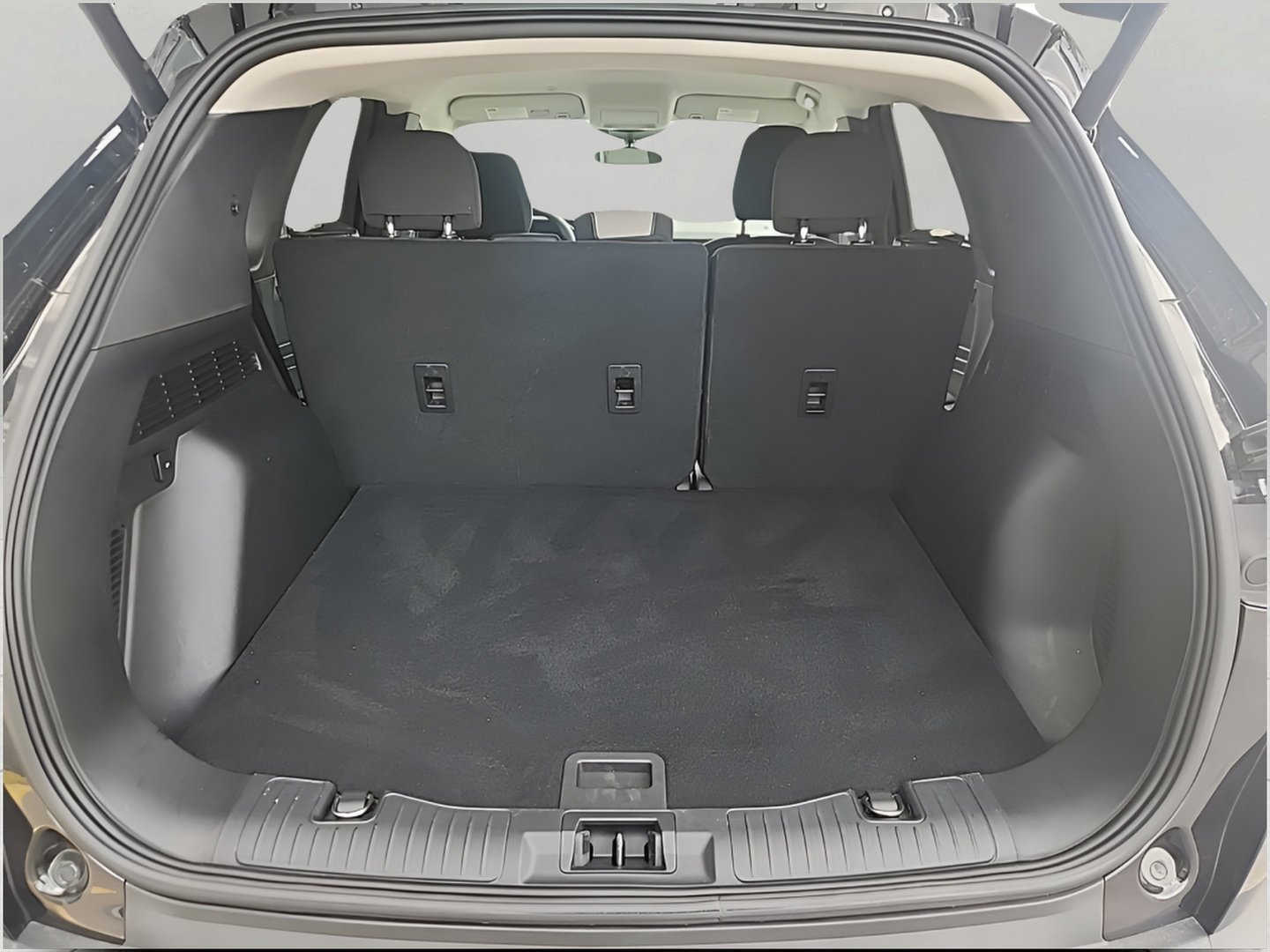 Certified 2023 Ford Escape Active AWD/4WD image 9