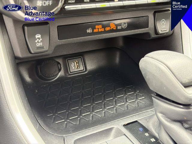 Used 2025 Toyota RAV4 XLE AWD/4WD image 29