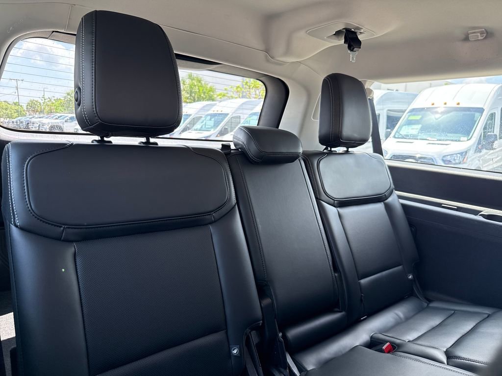 Certified 2025 Ford Expedition Max Platinum AWD/4WD image 34