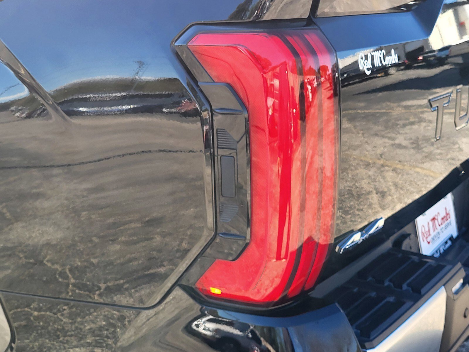 Used 2025 Toyota Tundra Limited image 10