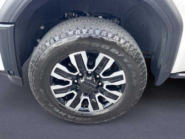 Used 2024 GMC Sierra 2500 Denali Ultimate w/ Max Trailering Package AWD/4WD image 11