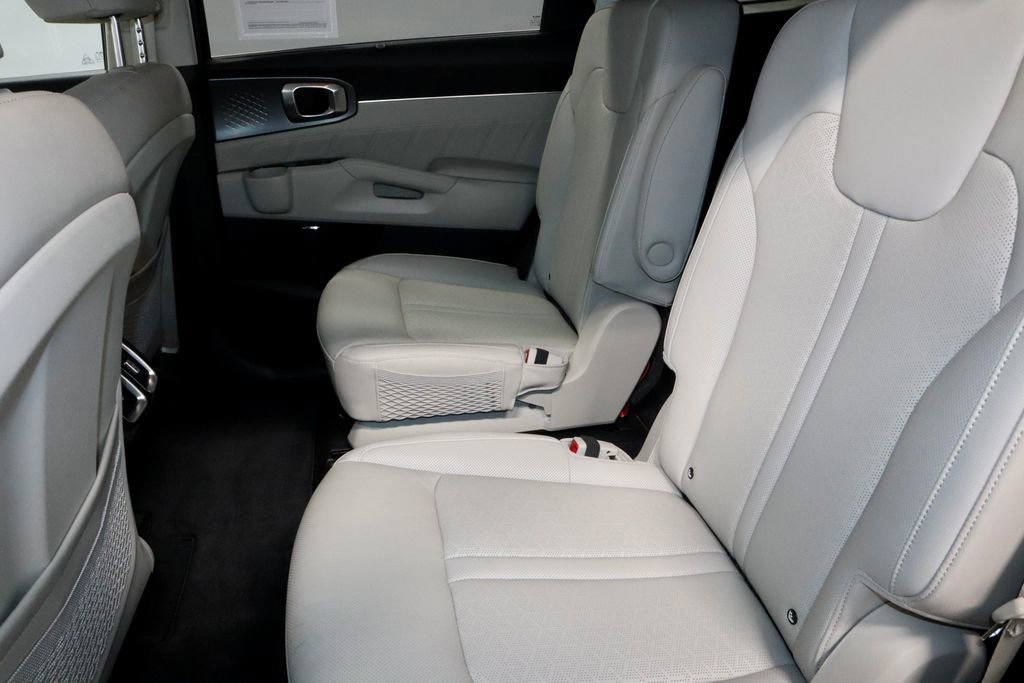 Used 2024 Kia Sorento SX Prestige AWD/4WD image 21
