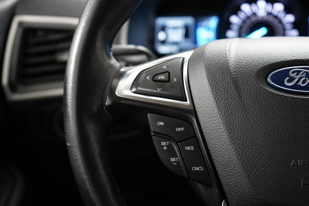 Certified 2024 Ford Edge SEL AWD/4WD image 15