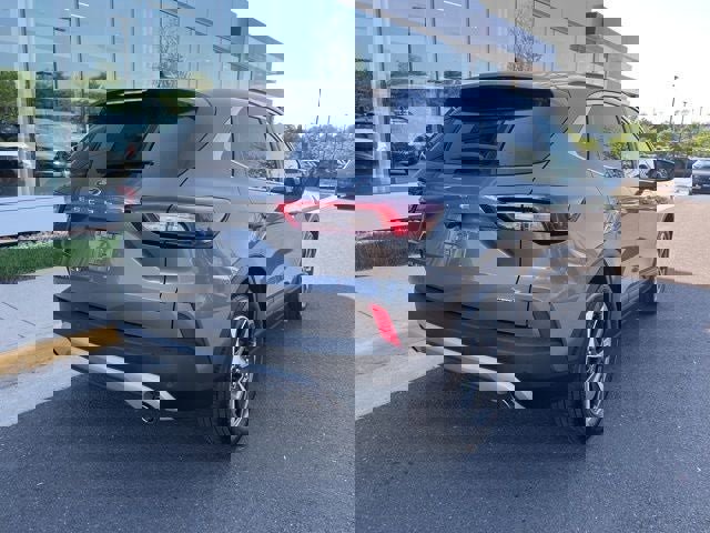 Certified 2025 Ford Escape Platinum image 5