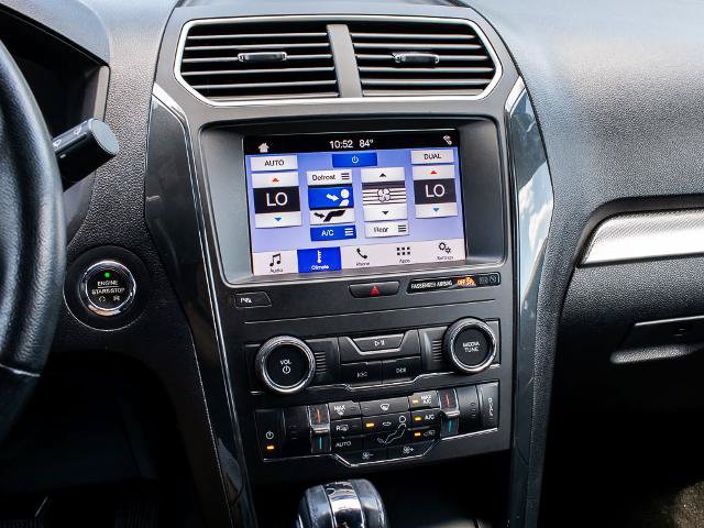 Certified 2018 Ford Explorer XLT AWD/4WD image 21