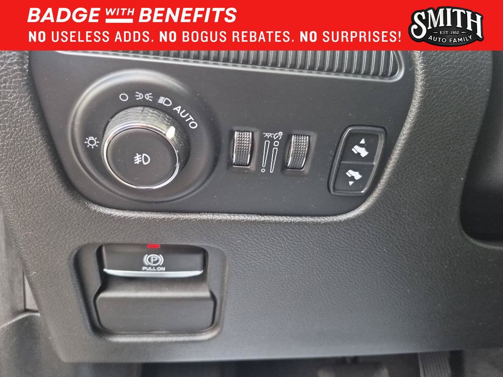 Used 2022 Jeep Wagoneer Series I w/ Convenience Group I AWD/4WD image 27