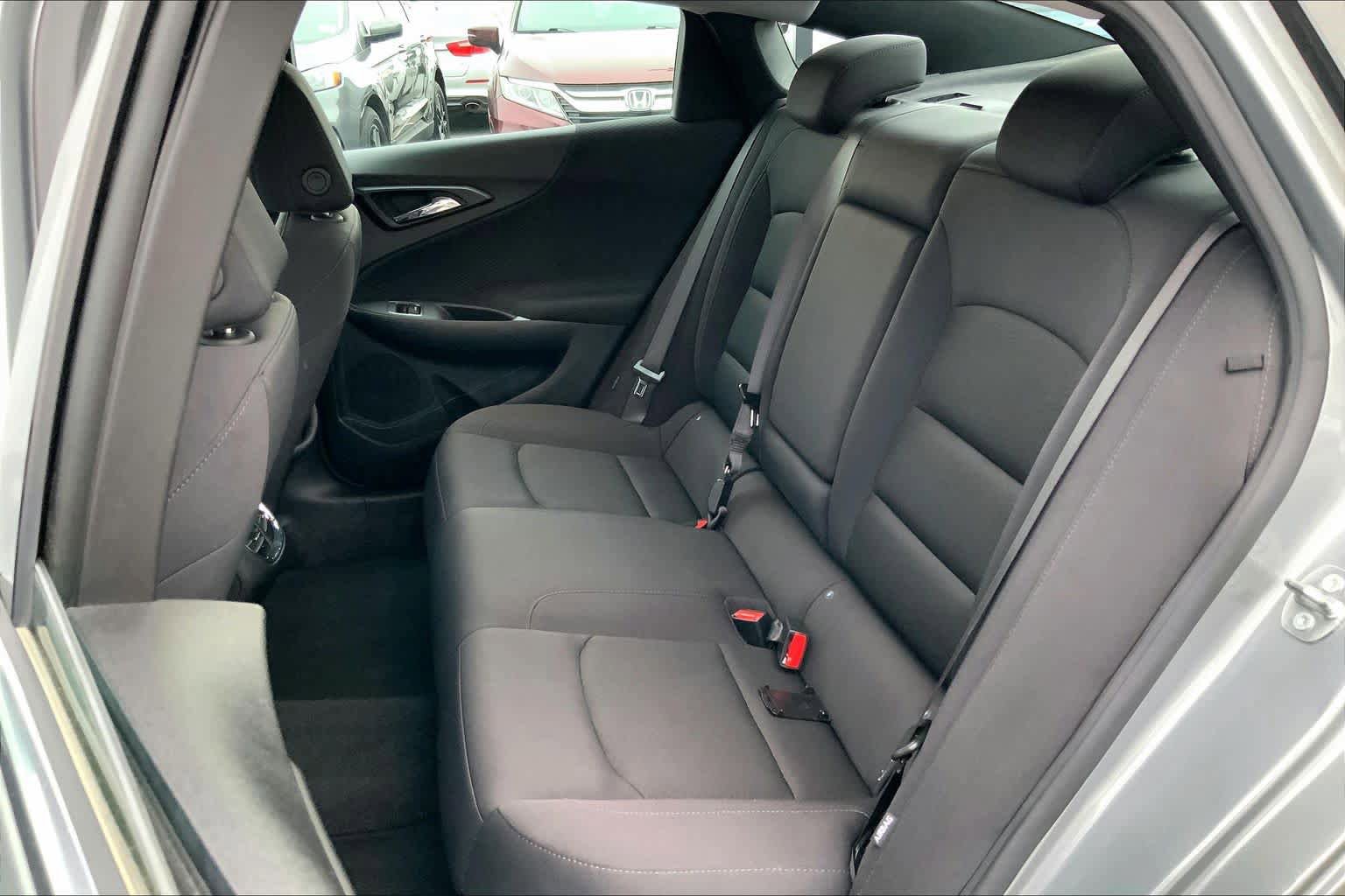 Used 2024 Chevrolet Malibu LT FWD image 21