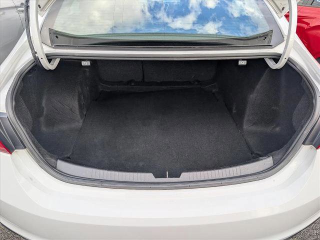 Used 2023 Chevrolet Malibu LT image 19