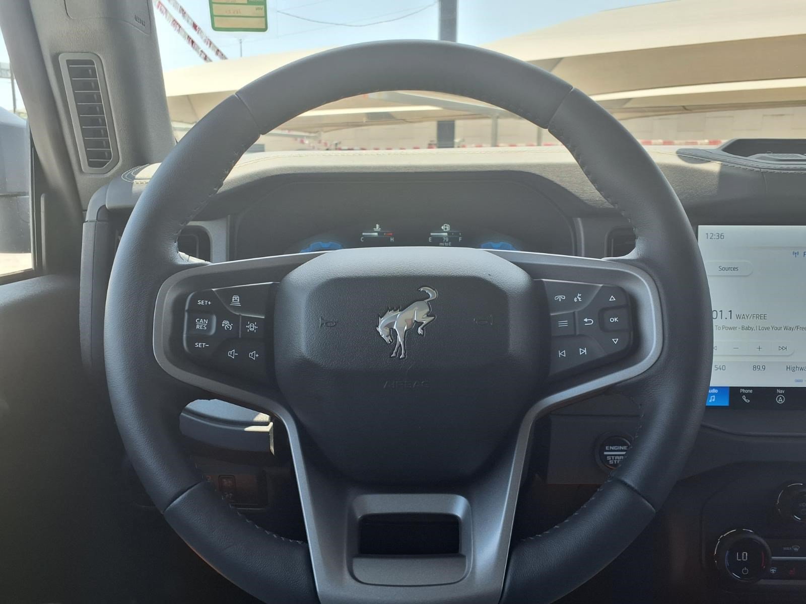 Certified 2025 Ford Bronco Badlands AWD/4WD image 26