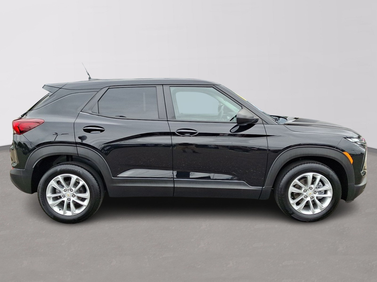 Used 2024 Chevrolet TrailBlazer LS w/ LS Convenience Package FWD image 7