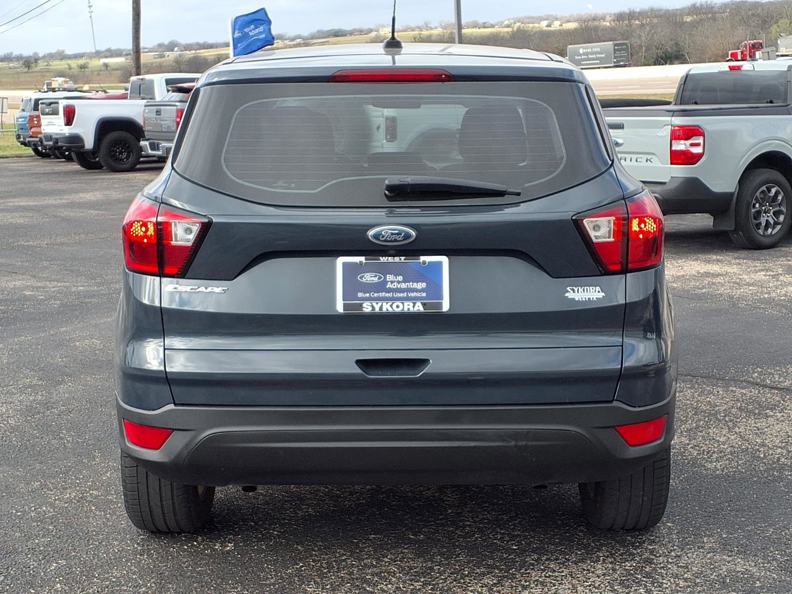 Certified 2019 Ford Escape S image 4