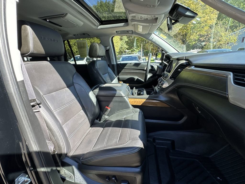 Used 2020 GMC Yukon Denali w/ Denali Ultimate Package image 26